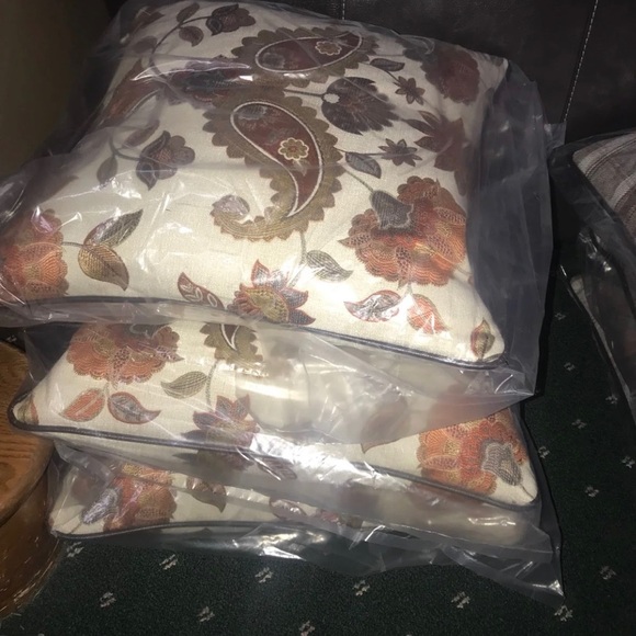 Home Decor Pillows - Picture 2 of 3